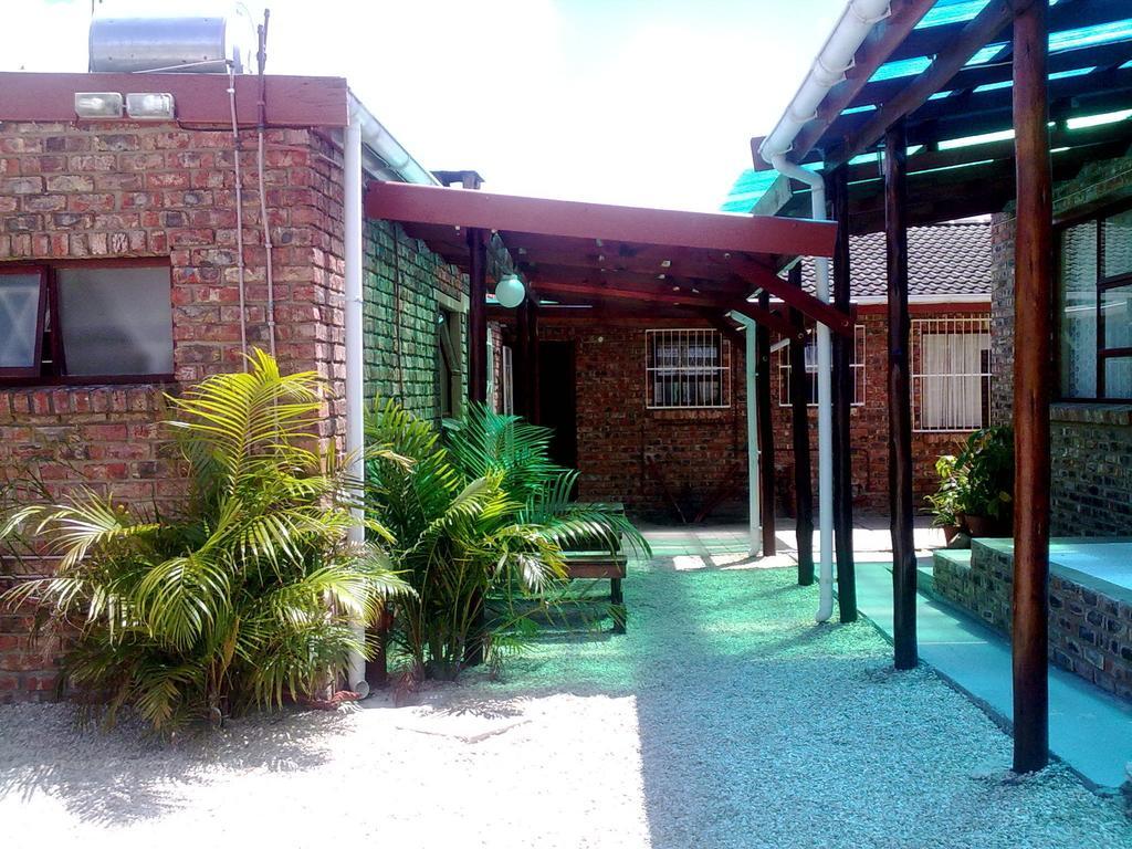 Rainbow Guest House And Tours Uitenhage Стая снимка